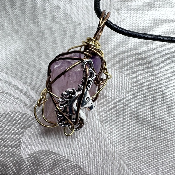 Purple Amethyst Stone Pendant necklace 24’ New Unicorn Wire Wrapped Necklace - Picture 5 of 11